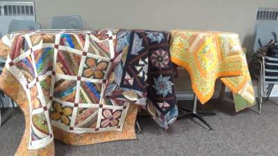 Show and Tell before delivery to MCC for the Quilt Auction_l